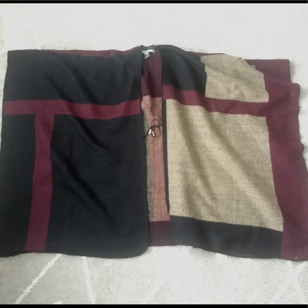 Women’s Winter Poncho Andrew Marc New York brand